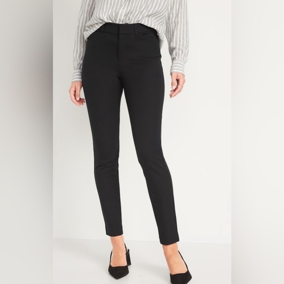 Old Navy Pants - Old Navy High Pixie Skinny Pants Black